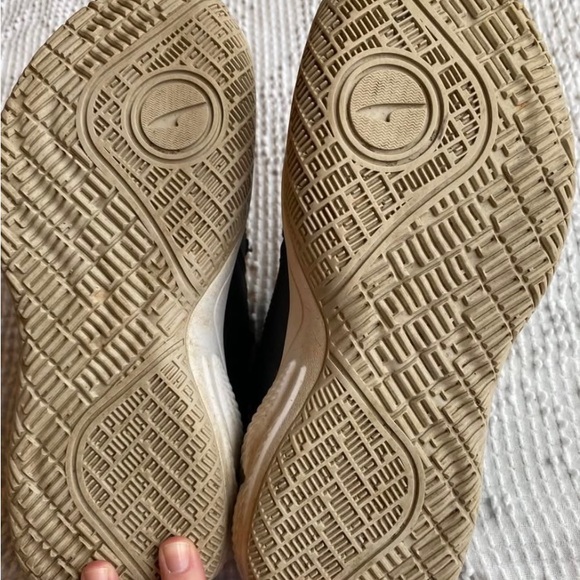 Puma Black Sneakers Sleek Design Comfort - Picture 8 of 8